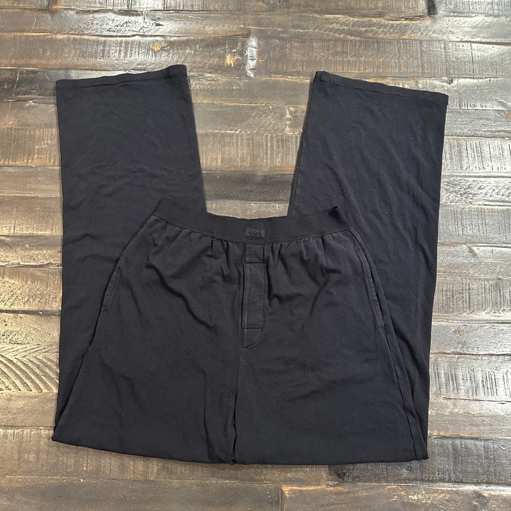 Skims Pants
